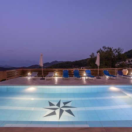 Petronas Villa Kariá Exterior foto