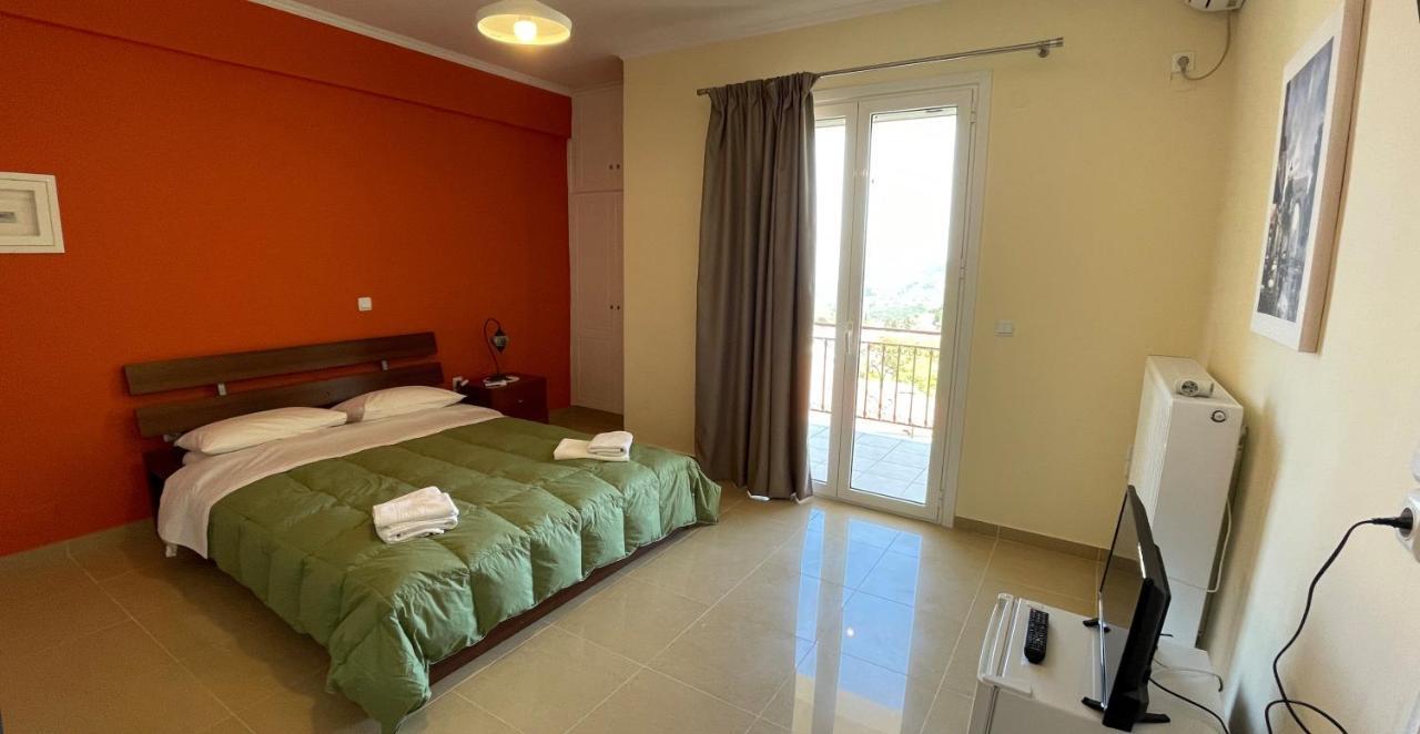 Petronas Villa Kariá Exterior foto